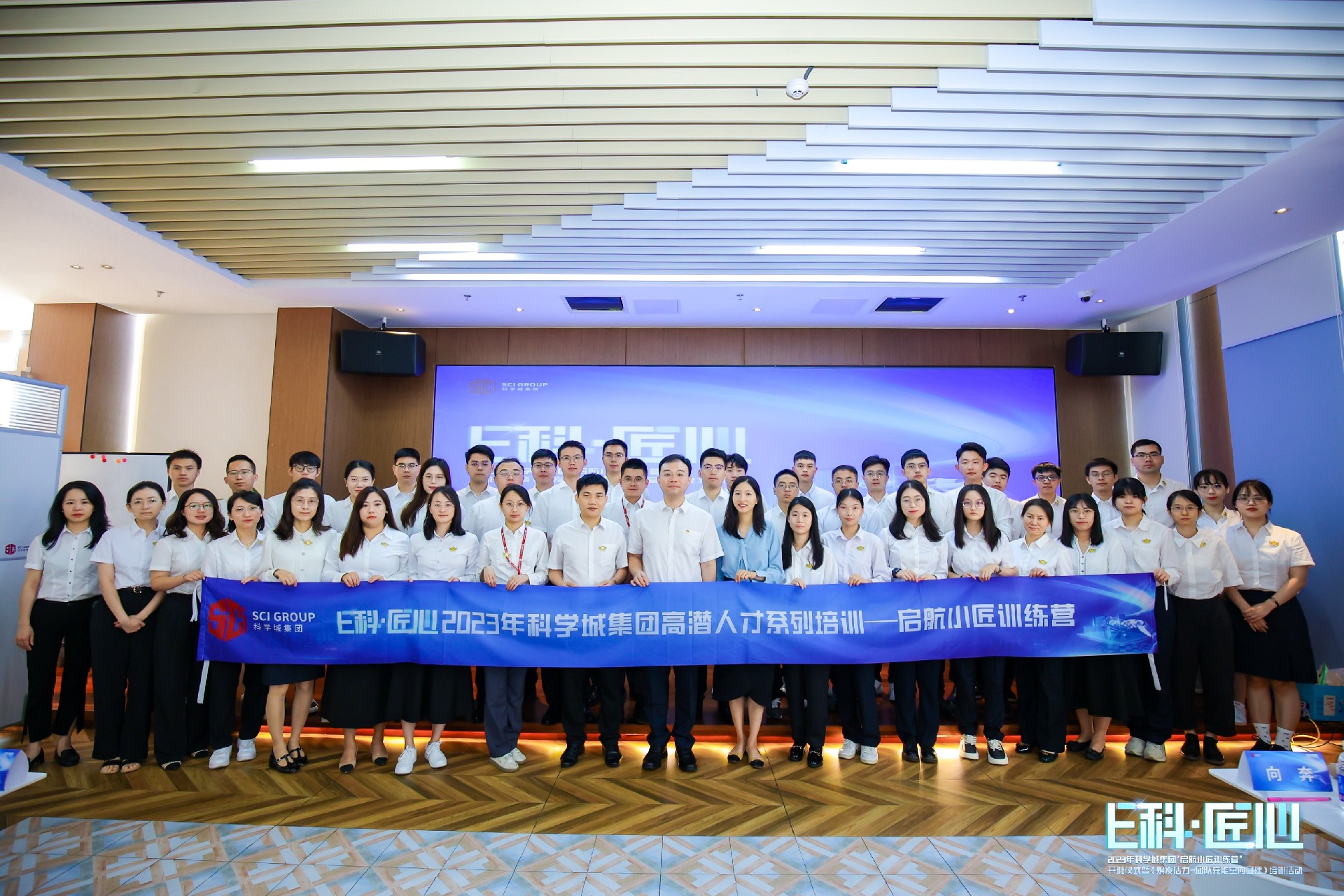 1695613219109636.jpg 0H9A1893.JPG