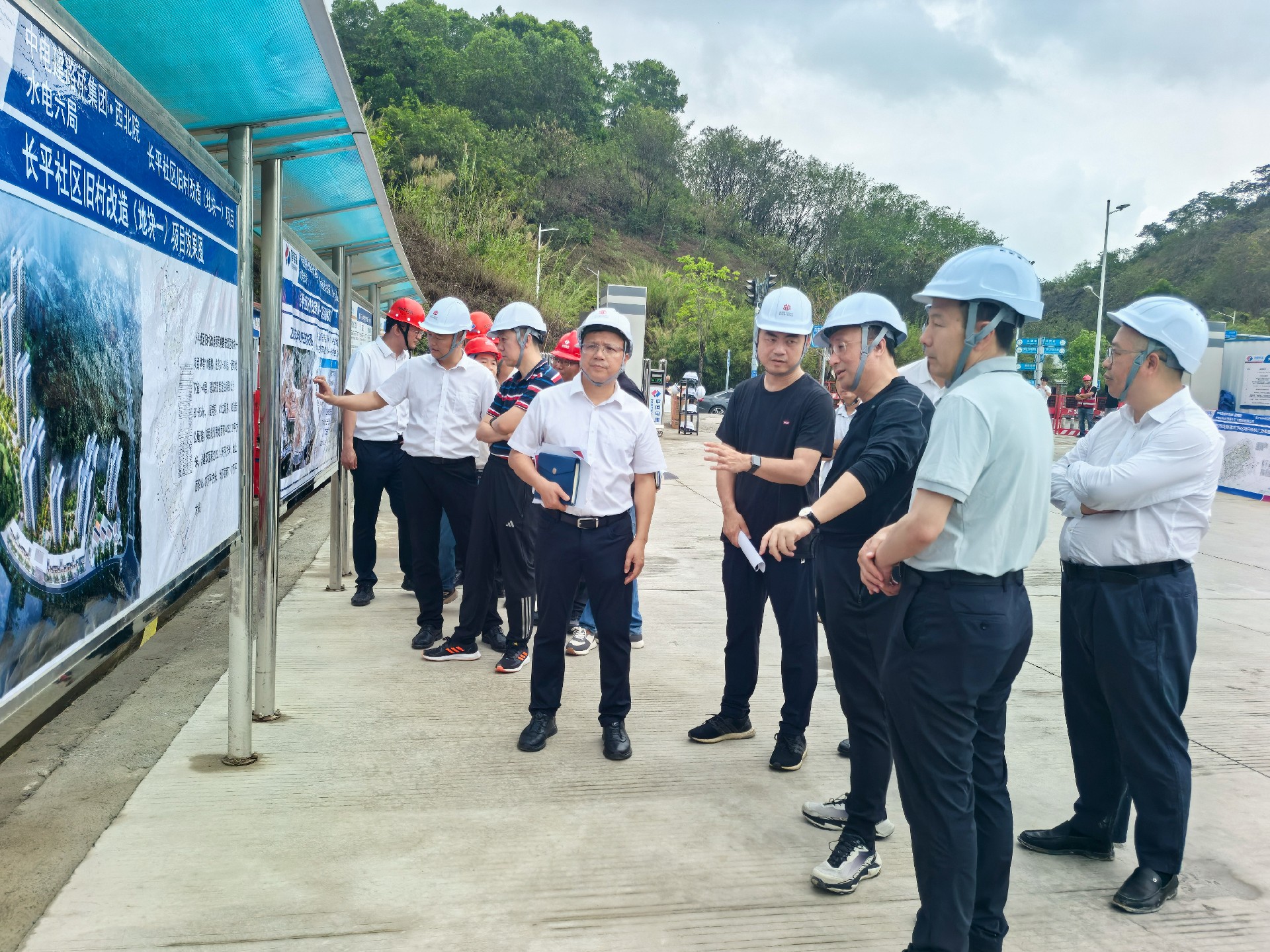 1746493405204878.jpg 调研现场.jpg