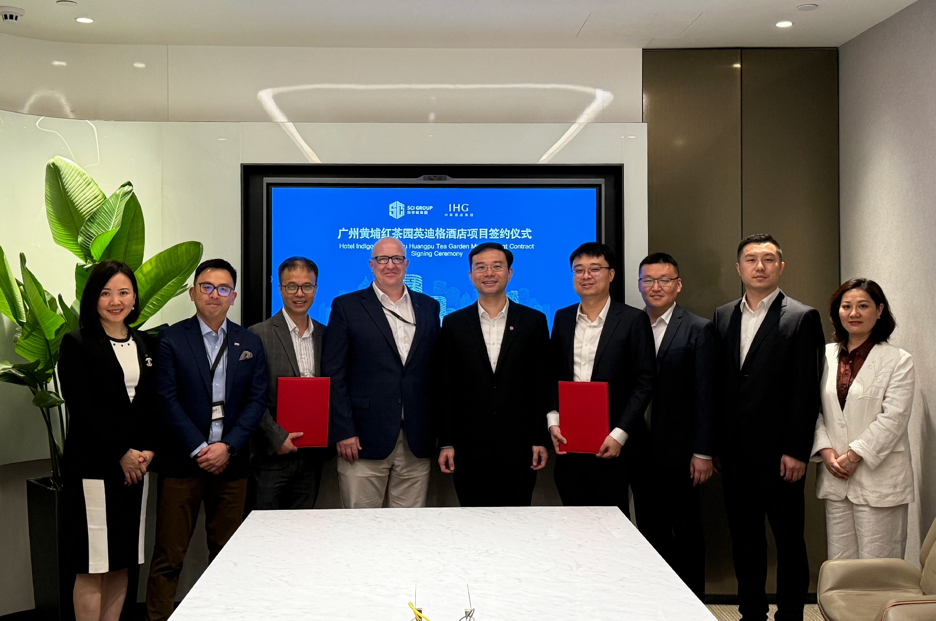 1751247140145331.jpg 签约.jpg